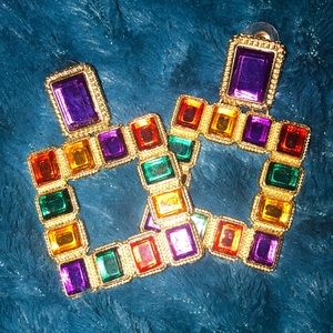 Multicolored 90’s style square drop earrings.